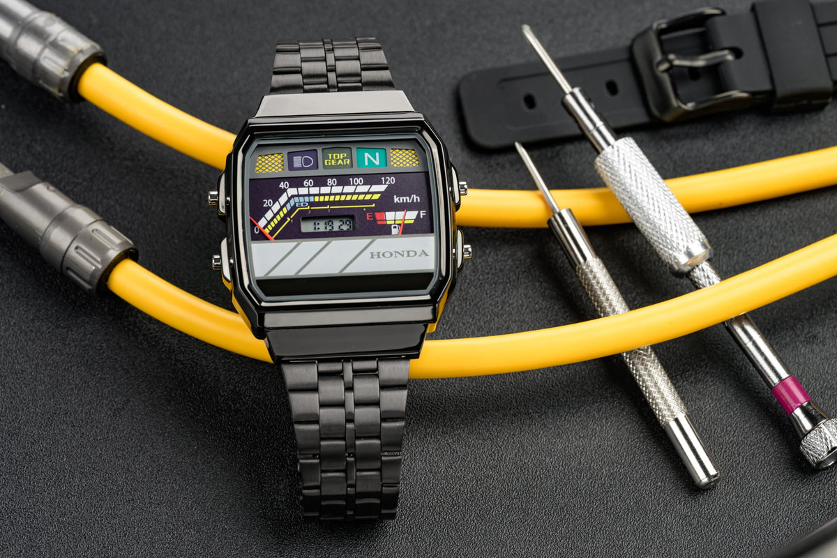 H*nda Watch Version II (The discount is valid until November 1)