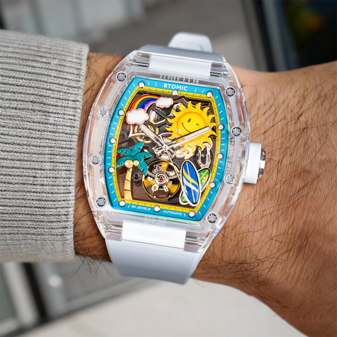 Golden Coast – A Watch Inspired by Summer & Adventure