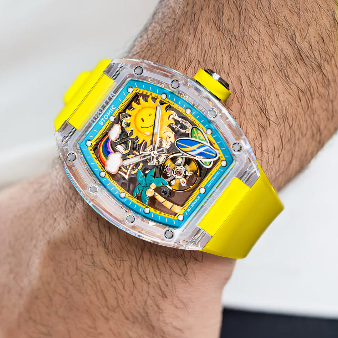 Golden Coast – A Watch Inspired by Summer & Adventure