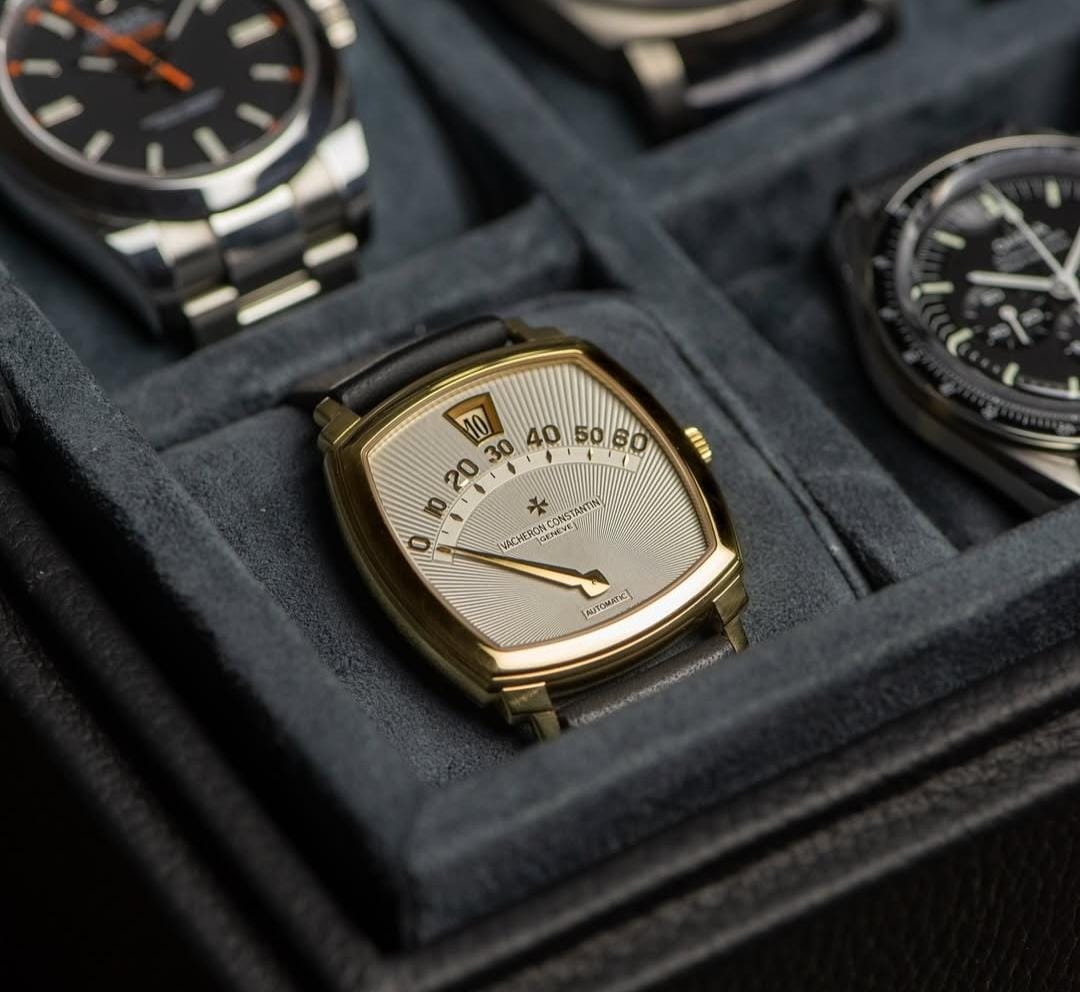 RETROGRADE JUMP HOUR AUTOMATIC WATCH