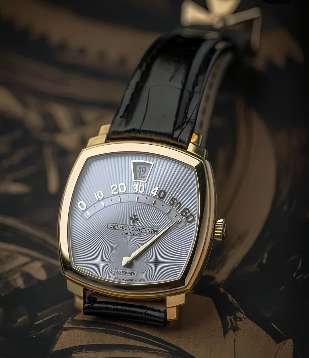 RETROGRADE JUMP HOUR AUTOMATIC WATCH