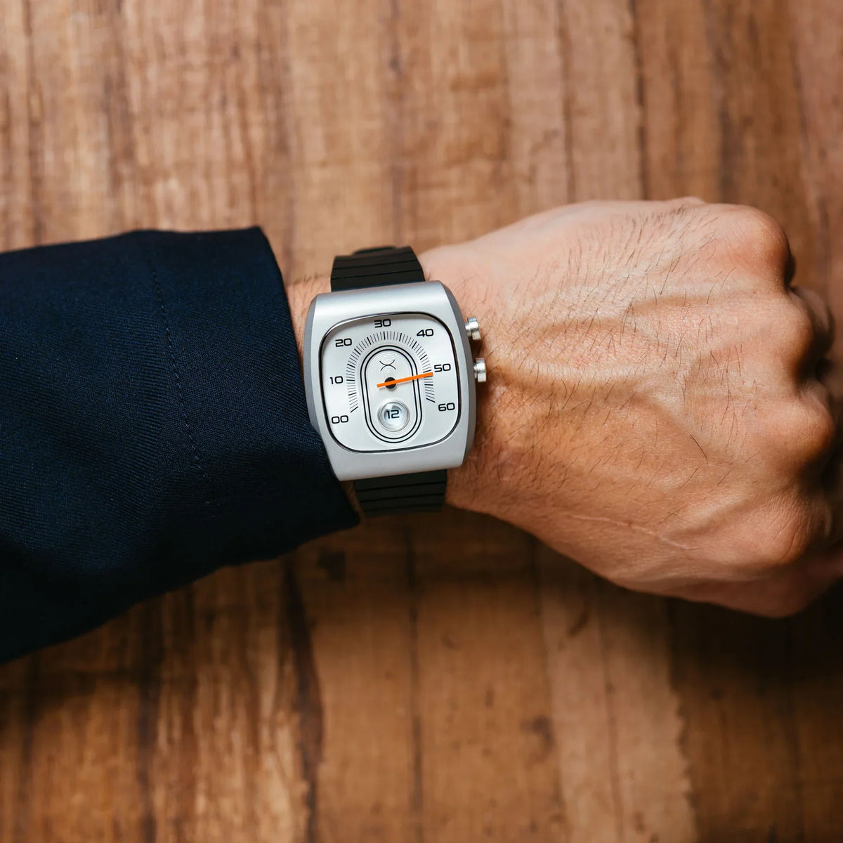 Retroscope Jump Hour Watch