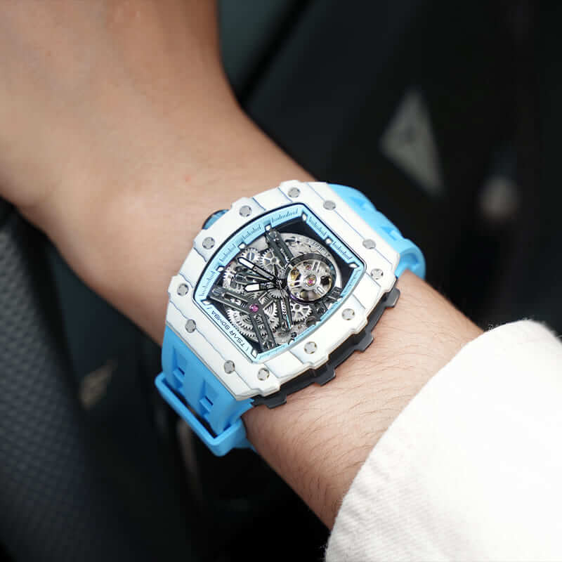 Luxury Carbon Fiber Automatic Watch: Durable, Stylish, Precise Self-Winding Timepiece