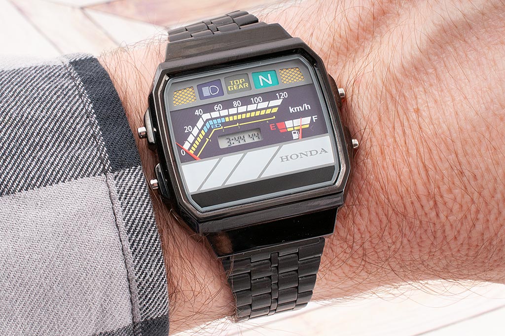 H*nda Watch Version II (The discount is valid until November 1)